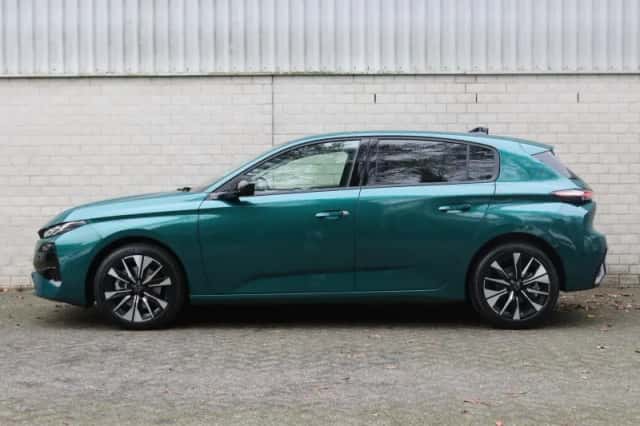 Peugeot 308 (2025) thumbnail 2