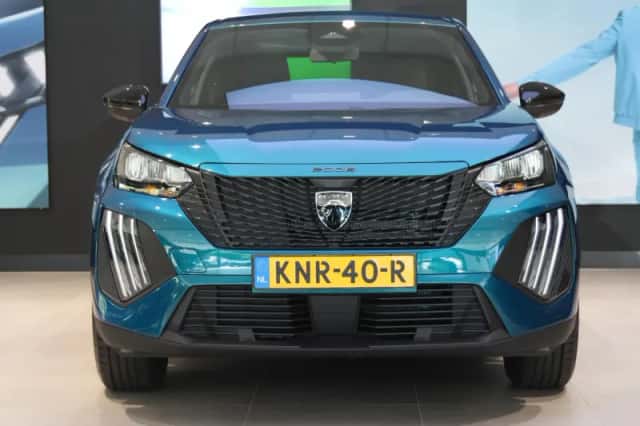 Peugeot e-2008 (2026) thumbnail 4