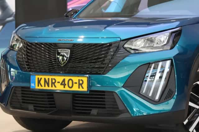 Peugeot e-2008 (2026) thumbnail 5