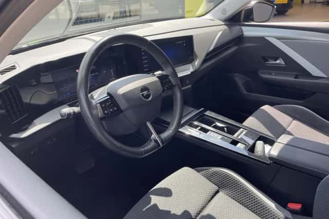 Opel Astra (2023) thumbnail 6