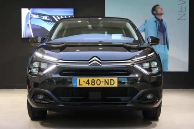 Citroën C4 (2021) thumbnail 6