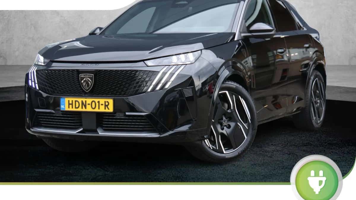 Peugeot e-3008 (2025) — foto 1