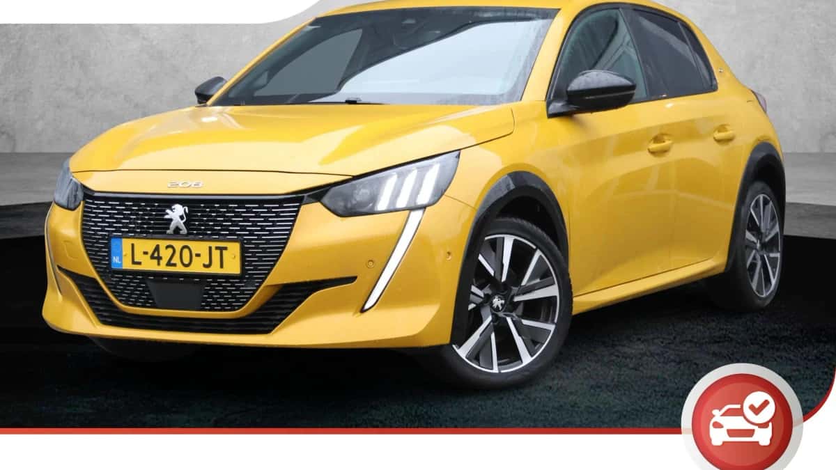 Peugeot 208 (2021) — foto 1