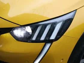 Peugeot 208 (2021) thumbnail 21