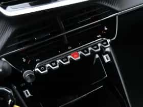 Peugeot 2008 (2025) thumbnail 31