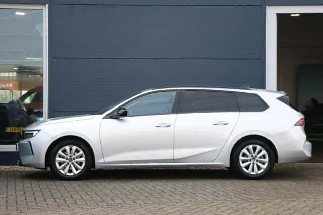 Opel Astra (2025) thumbnail 2