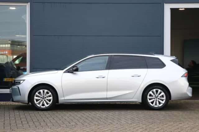 Opel Astra (2025) thumbnail 2