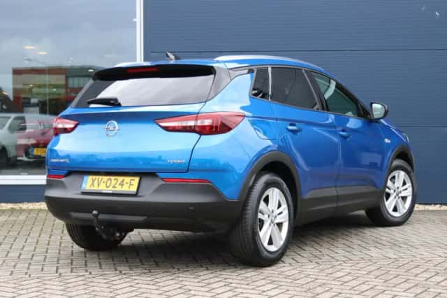 Opel Grandland X (2019) thumbnail 3