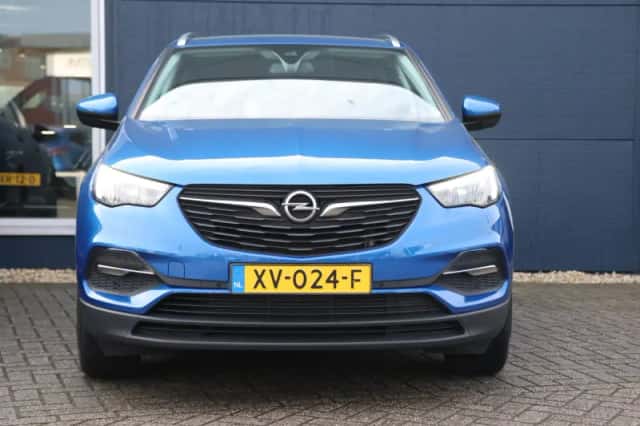 Opel Grandland X (2019) thumbnail 4