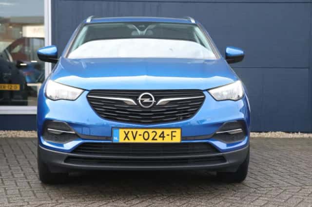 Opel Grandland X (2019) thumbnail 4