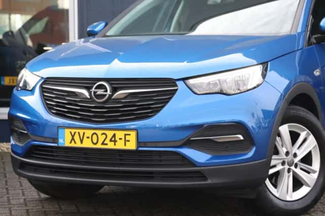 Opel Grandland X (2019) thumbnail 5