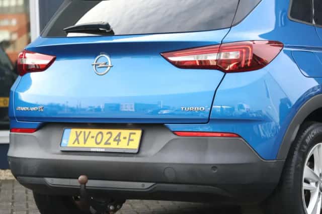 Opel Grandland X (2019) thumbnail 6