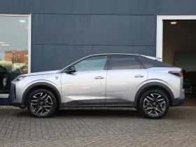 Peugeot 3008 (2025) thumbnail 2