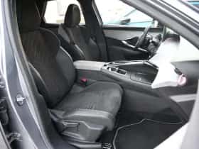 Peugeot 3008 (2025) thumbnail 9