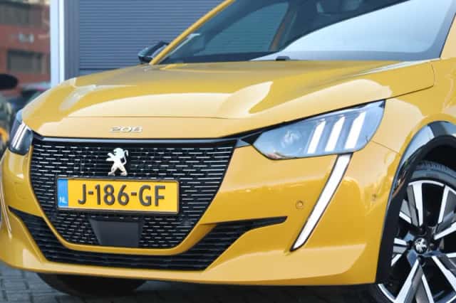 Peugeot 208 (2020) thumbnail 5