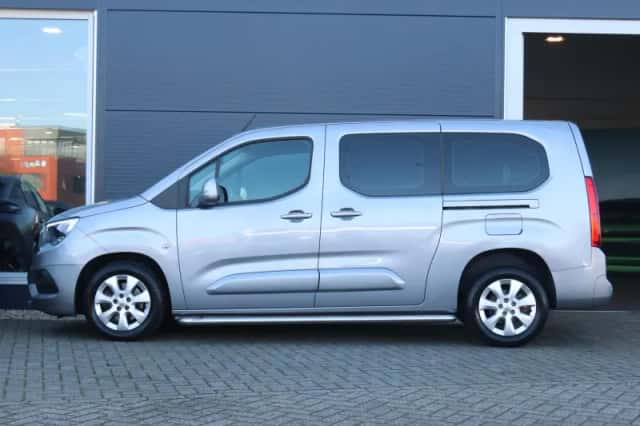 Opel Combo Life (2019) thumbnail 2