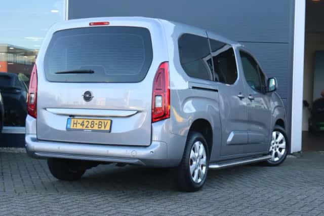 Opel Combo Life (2019) thumbnail 3