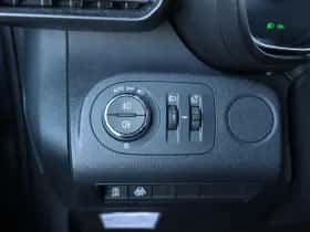 Opel Combo (2019) thumbnail 24
