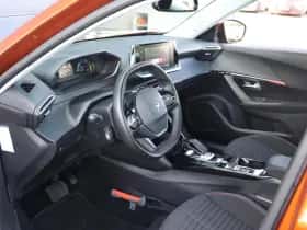 Peugeot e-2008 (2021) thumbnail 11
