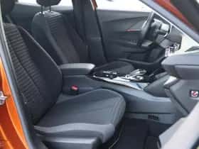 Peugeot e-2008 (2021) thumbnail 10