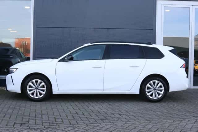 Opel Astra (2025) thumbnail 2