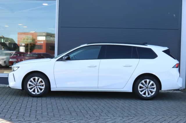 Opel Astra (2025) thumbnail 2