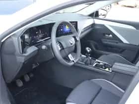 Opel Astra (2025) thumbnail 10