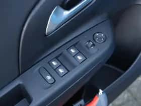 Opel Corsa (2025) thumbnail 21