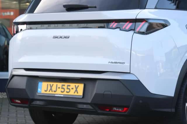 Peugeot 5008 (2025) thumbnail 6