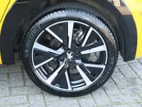 Peugeot 208 (2021) thumbnail 19