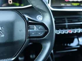 Peugeot 208 (2021) thumbnail 24