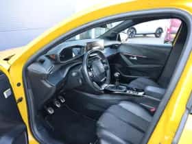 Peugeot 208 (2021) thumbnail 10