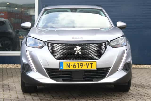 Peugeot 2008 (2022) thumbnail 4