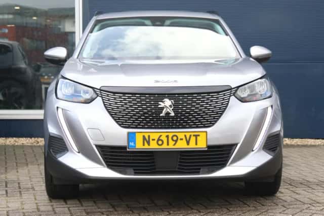 Peugeot 2008 (2022) thumbnail 4