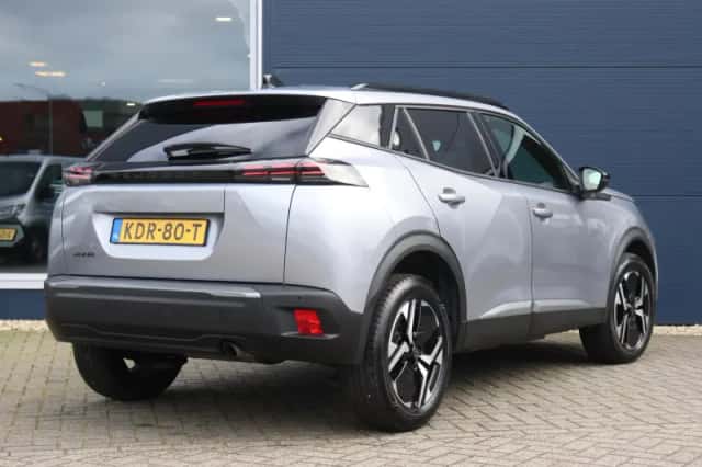 Peugeot 2008 (2025) thumbnail 3