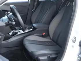 Peugeot 208 (2021) thumbnail 11