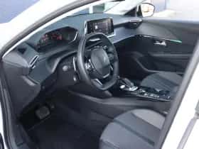 Peugeot 208 (2021) thumbnail 10