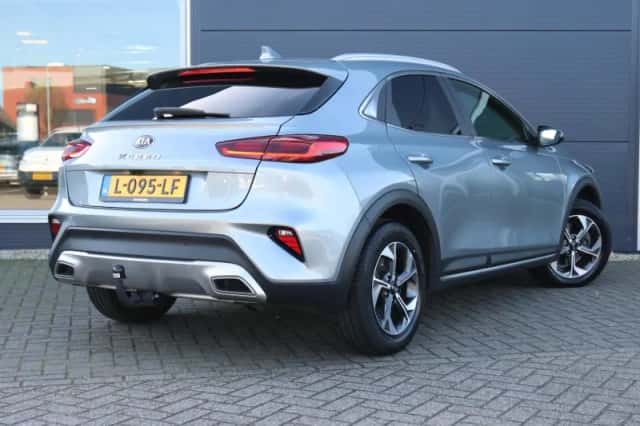 Kia XCeed (2020) thumbnail 3