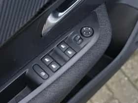 Peugeot 208 (2025) thumbnail 21