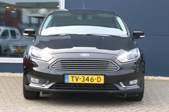 Ford Focus (2018) thumbnail 4