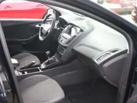 Ford Focus (2018) thumbnail 8