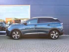 Peugeot 3008 (2021) thumbnail 2