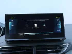 Peugeot 3008 (2021) thumbnail 31