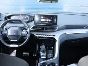 Peugeot 3008 (2021) thumbnail 9