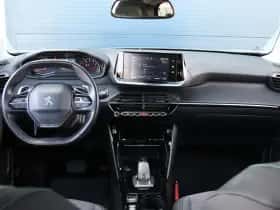 Peugeot 2008 (2021) thumbnail 12