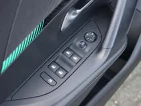 Peugeot 2008 (2021) thumbnail 22