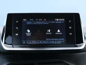 Peugeot 2008 (2021) thumbnail 31