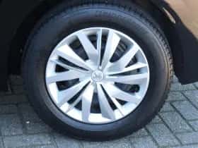 Peugeot 208 (2023) thumbnail 18