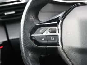 Peugeot 208 (2021) thumbnail 25