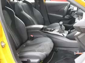 Peugeot 208 (2021) thumbnail 9